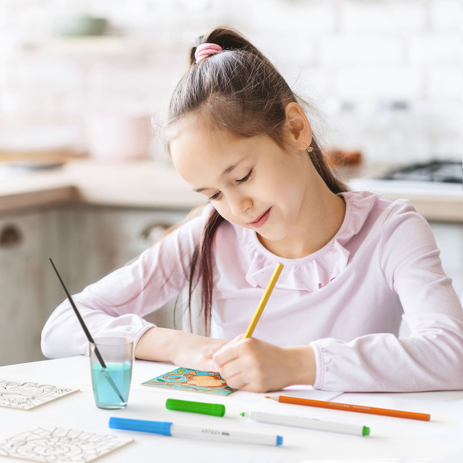 Arteza Kids Painting & Drawing Kit, 75-Piece Artist Bundle — 18 Mini  Colored Pencils, 16 Watercolor Cakes, 14 Crayons & 14 Oil Pastels, Art  Supplies
